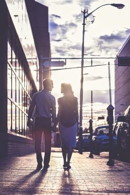 男性は歩くスピードに気をつけること